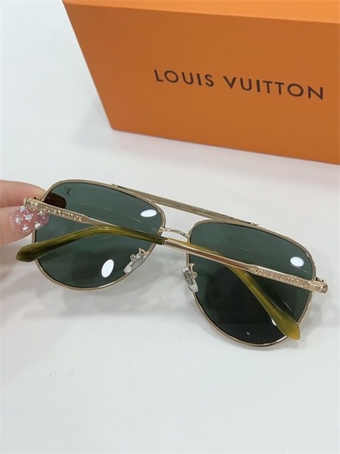 LV sunglass-062